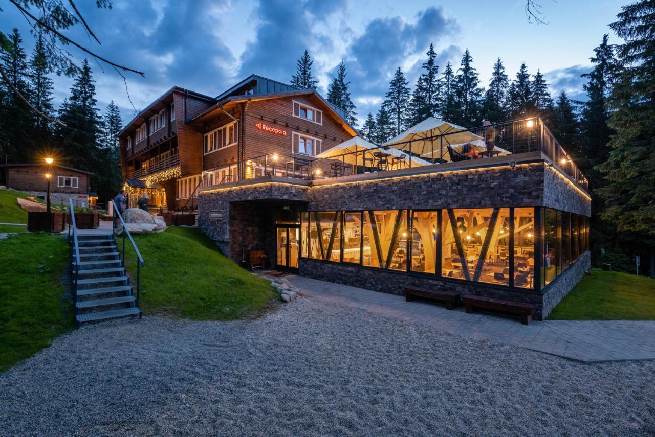 Hotel Bjoernson Jasna & Bjoernson Tree Houses デマノブスカ・ドリーナ エクステリア 写真