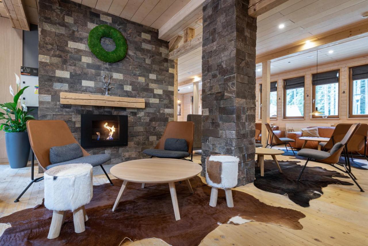 Hotel Bjoernson Jasna & Bjoernson Tree Houses デマノブスカ・ドリーナ エクステリア 写真