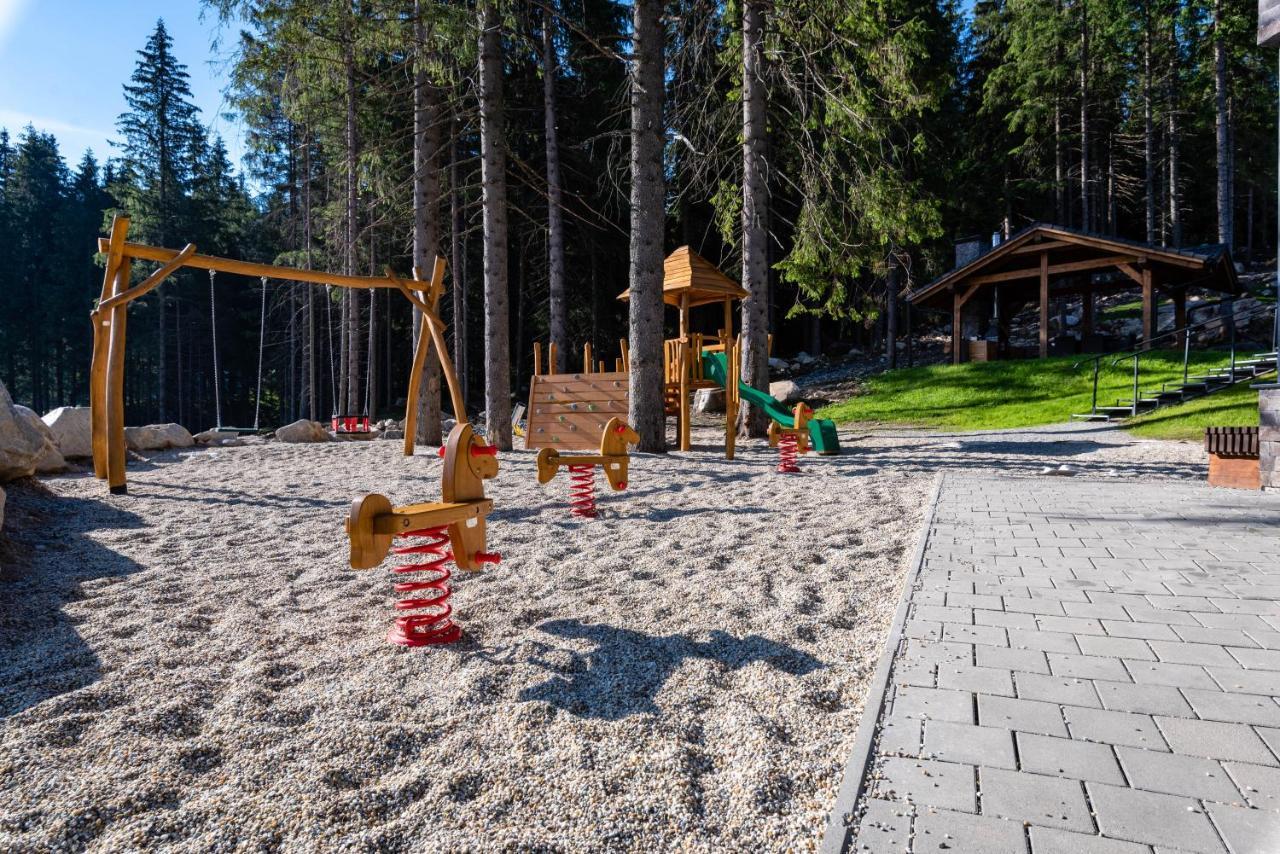 Hotel Bjoernson Jasna & Bjoernson Tree Houses デマノブスカ・ドリーナ エクステリア 写真