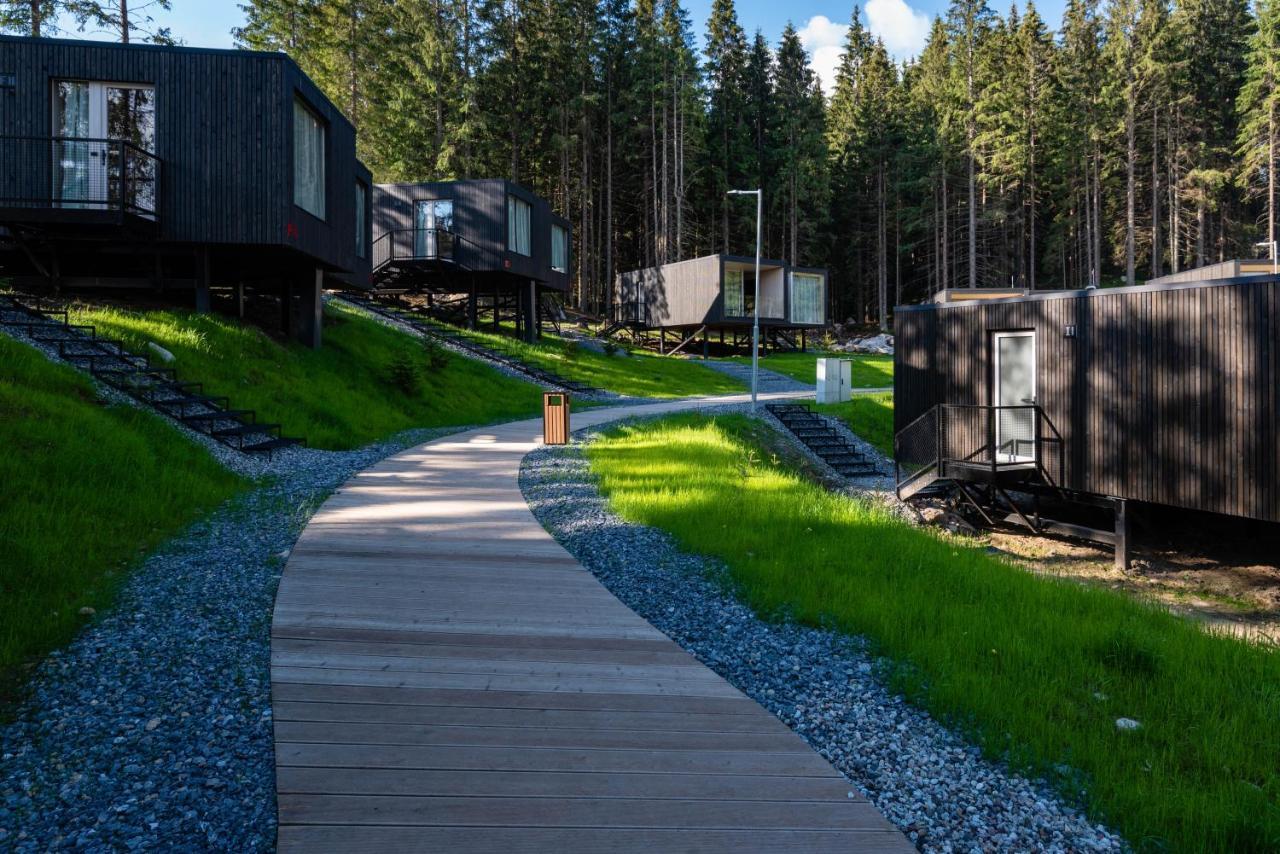 Hotel Bjoernson Jasna & Bjoernson Tree Houses デマノブスカ・ドリーナ エクステリア 写真